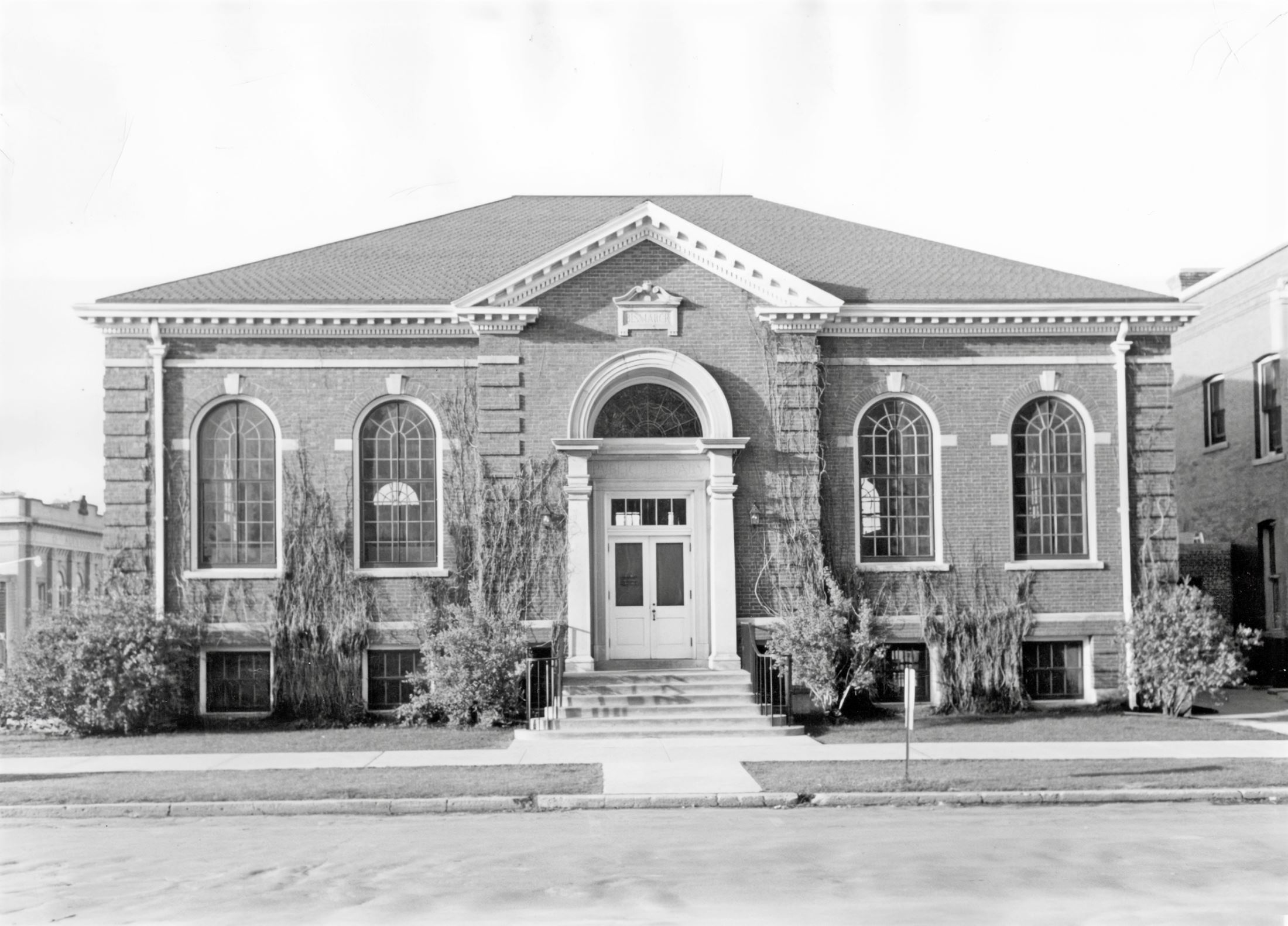 BVMPL 1917 Carnegie Library Exterior